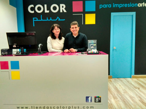 La franquicia Color Plus Vilanova i La Geltru acaba de abrir sus puertas