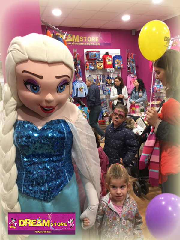 Nueva inauguración de la franquicia Dream Store en San Sebastián de la Gomera