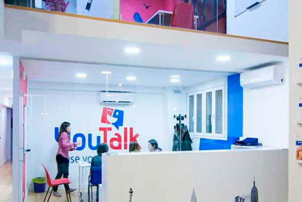 La franquicia oscense YouTalk se expande en Castellón y Madrid