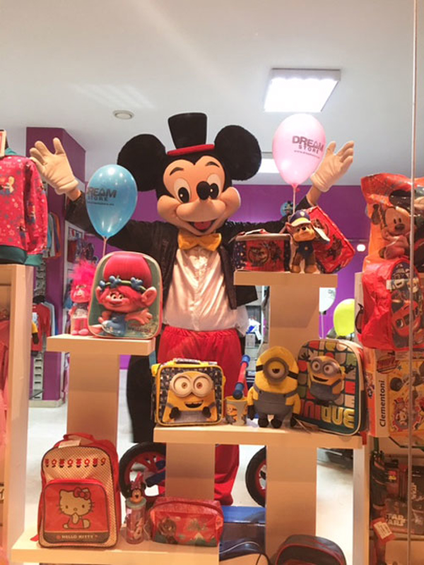 La franquicia Dream Store se viste de Carnaval