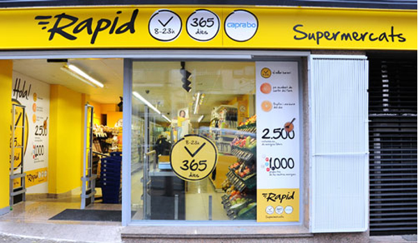 Caprabo amplía su red con una nueva franquicia Rapid en Barcelona