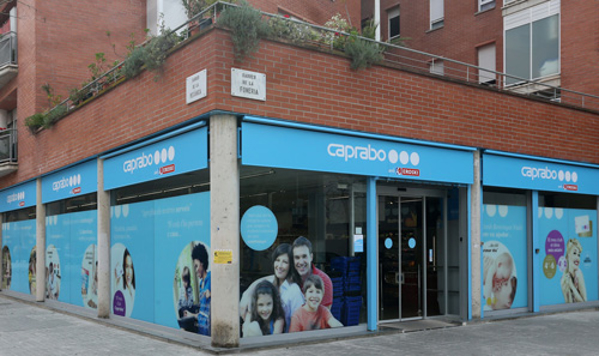 Caprabo abre una nueva franquicia de supermercado en Barcelona
