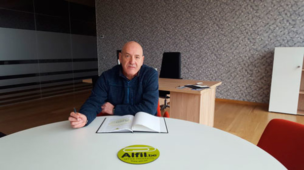 Nueva firma de la franquicia Alfil.be para Moratalaz