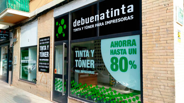 Nueva tienda asociada de la franquicia Debuenatinta Huesca