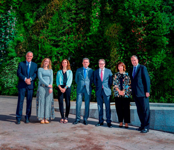 Las franquicias Grupo Vips se adhieren al programa Incorpora de "la Caixa" para favorecer la contratación de personas en riesgo de exclusión social