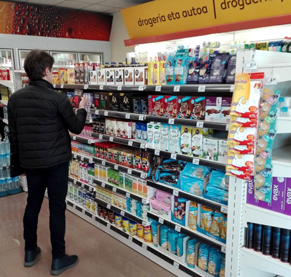 Eroski inaugura un nuevo supermercado franquiciado con la franquicia “Rapid” en la gasolinera Avia de Gernika