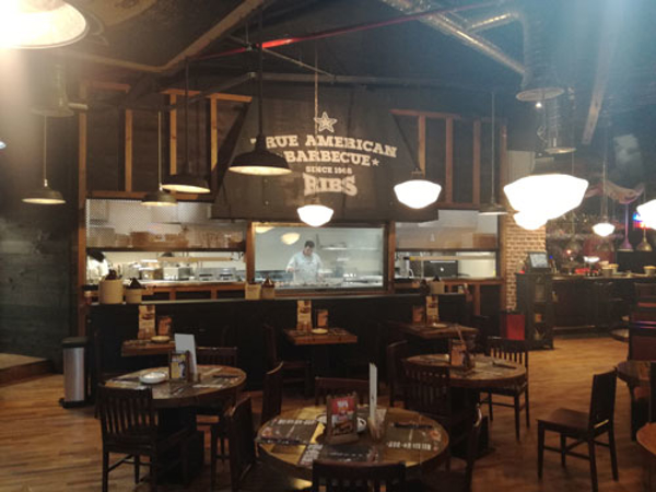 Ribs reabre las puertas de su franquicia del C.C. Plenilunio con novedades en su imagen