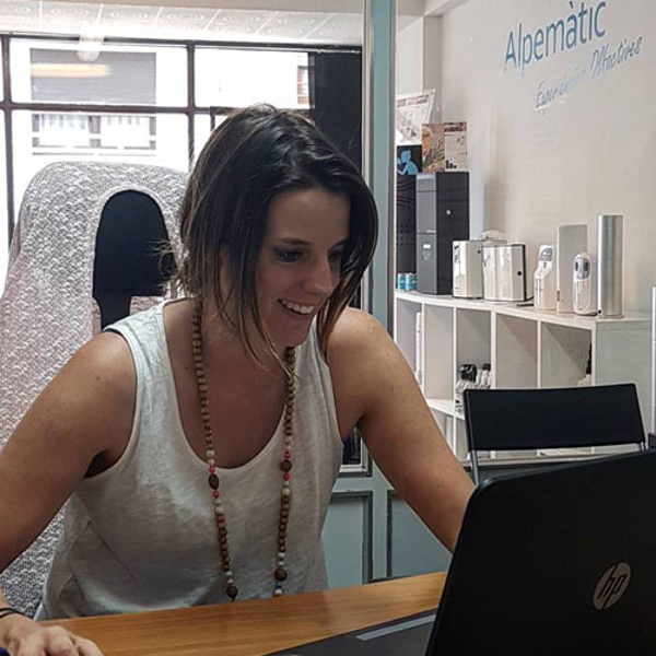 La red de franquicias Alpematic huele a emociones veraniegas