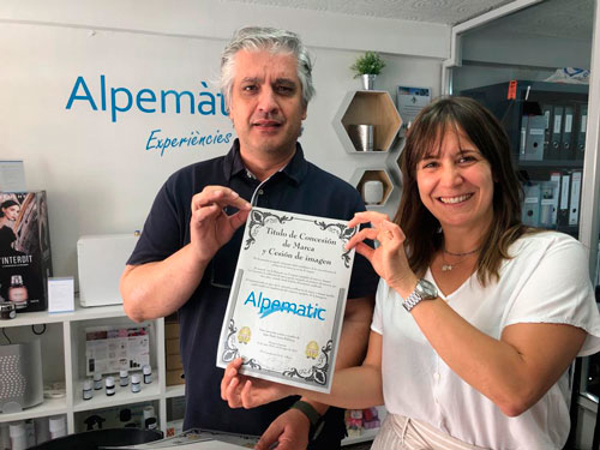 ¿Cómo es la formación que la franquicia Alpematic ofrece a sus franquiciados?