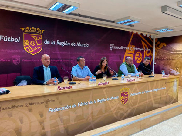 En las Jornadas de Entrenadores en la Federación de Fútbol de la Región de Murcia estará presente la franquicia The Carpenter´s Son