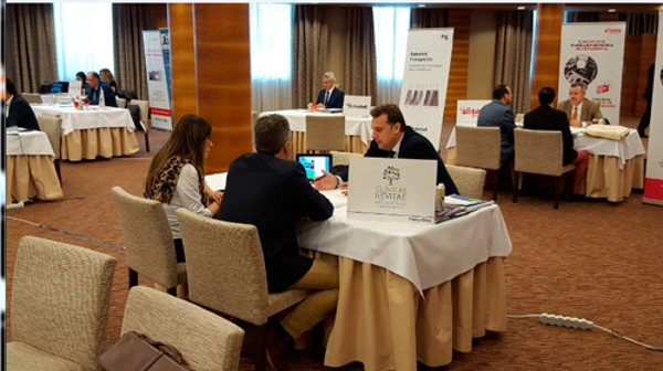 Clínicas Revitae destaca en Franquishop Valencia como franquicia referente de la medicina y cirugía estética de calidad