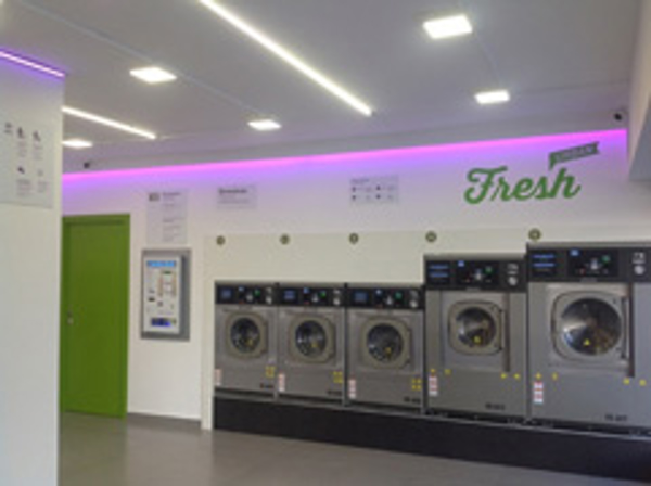 El Grupo Fresh Laundry, incorpora en todas sus franquicias servicio de lavado con desifección anti-virus para los tejidos.