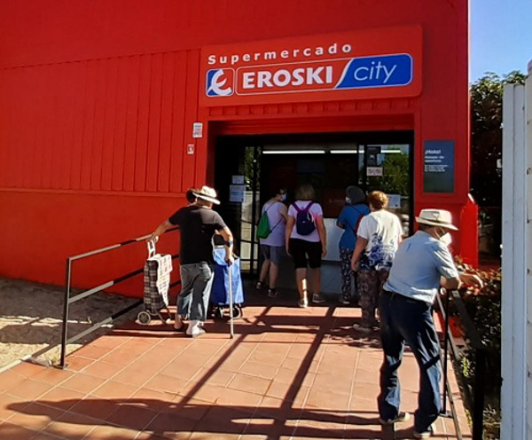 Navas del Rey, inaugura una nueva franquicia de la cadena Eroski.