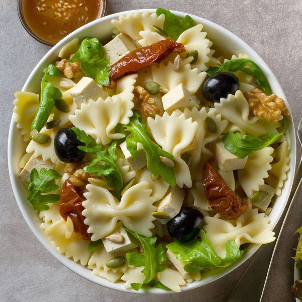 La franquicia Rodilla aterriza en el mundo veggie con una nueva ensalada.