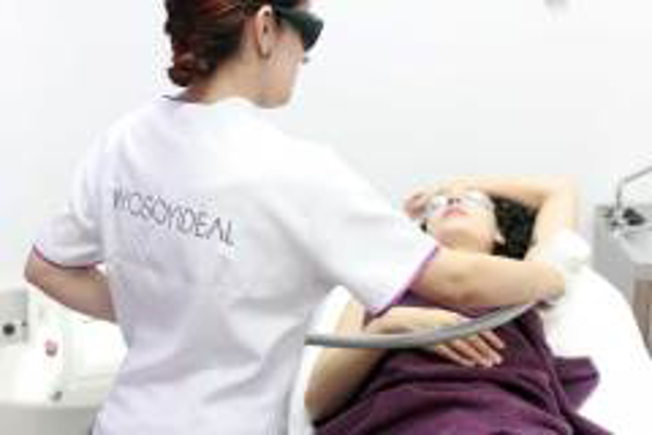 Centros Ideal abre su tercer establecimiento franquicia en Bilbao, en el C.C Ballonti