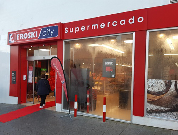 Eroski inaugura un nuevo supermercado franquicia en la localidad sevillana de Aznalcazar