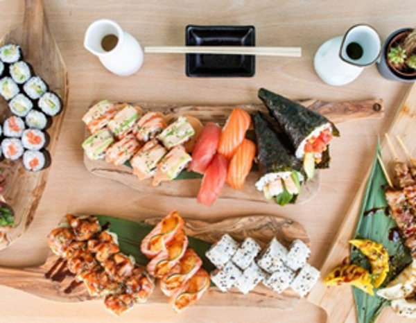 La franquicia Makitake cumple 10 años y lo celebra el día de Japón.