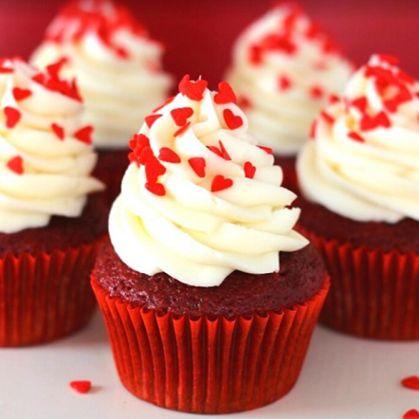 Celebra el San Valentín más dulce con las franquicias Santagloria Coffee & Bakery.