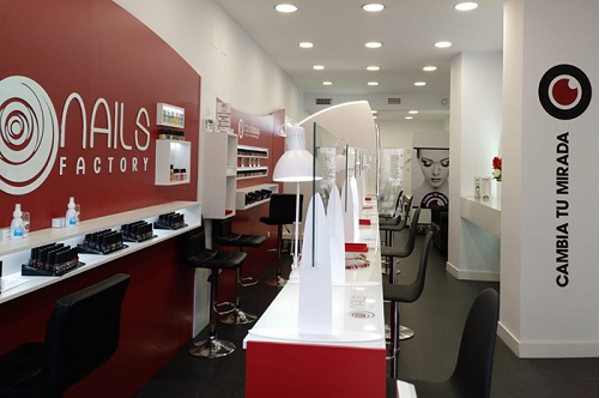 Nails Factory refuerza su presencia en Cataluña, con una apertura de franquicia  en el C.C. Gran Vía 2 de Hospitalet de Llobregat