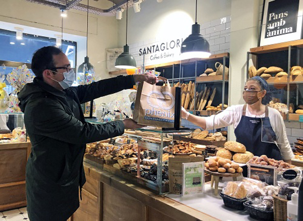 La franquicia Santagloria se une a Phenix para luchar contra el desperdicio de alimentos.