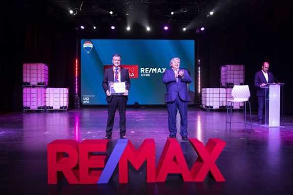 La franquicia Remax España vuelve a celebrar una convención presencial: la convención nacional 25+1 aportando valor.