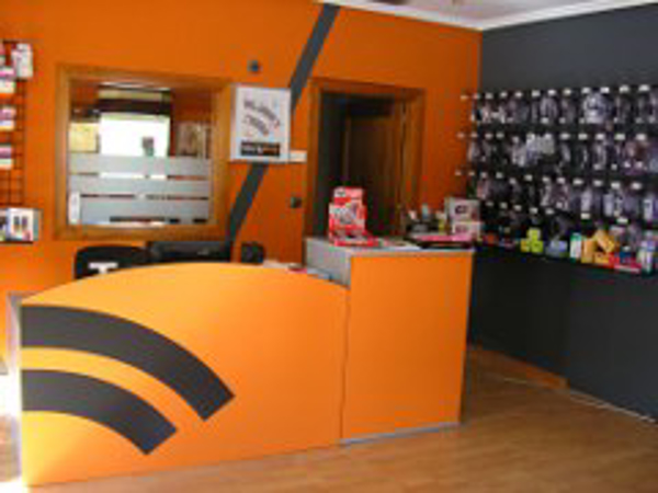 Nueva apertura de la franquicia Tecnyshop en Baza, Granada