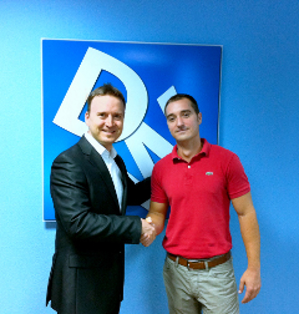 Nueva inauguración de franquicia Dimensional Webs