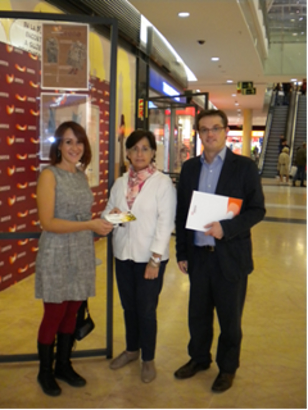 Premios del concurso transformación de prendas de la franquicia Tailor & Co