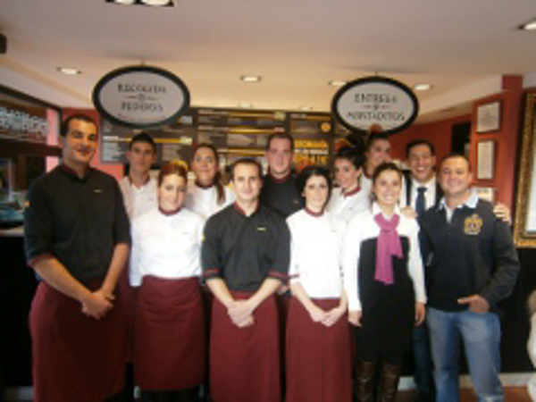 La franquicia 100 Montaditos inaugura la temporada de esquí en Sierra Nevada