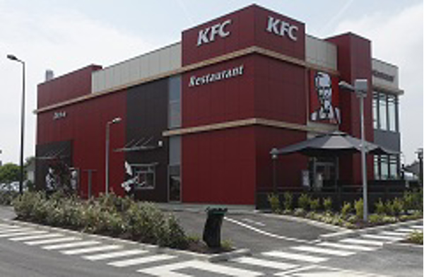 El primer restaurante-chalet de la franquicia KFC en la Comunidad de Madrid