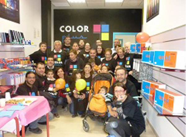 Se inaugura una nueva franquicia de Color Plus en Elche