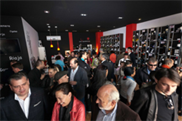 Lugardelvino.com inaugura franquicia en Madrid