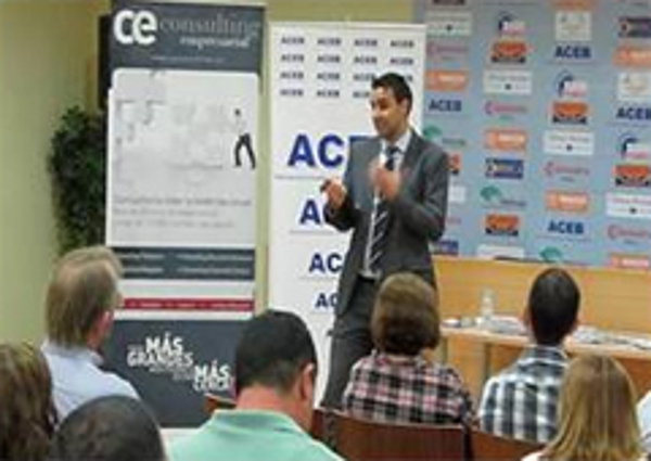 La franquicia CE Consulting Empresarial Benalmadena organizó una charla sobre la Reforma laboral