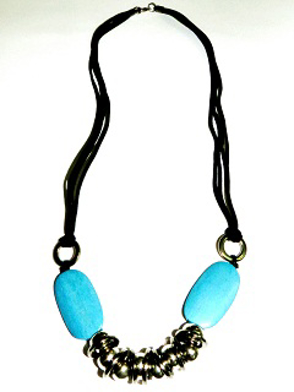 Franquicias Bijou Siglo XXI abusa del glamour este verano