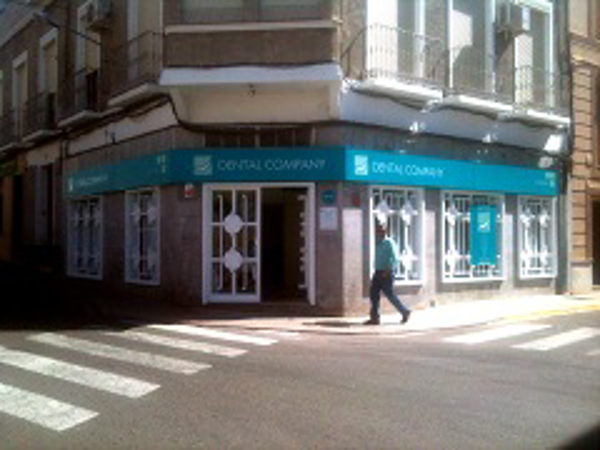 Inauguración de una nueva franquicia Dental Company en Montijo