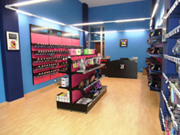 El grupo franquiciador Real Color Franchise firma 8 contratos en verano