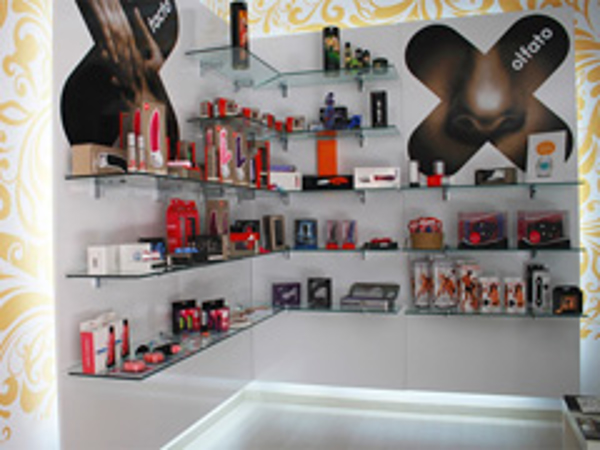 Canela en Polvo celebra el éxito de sus franquicias y firma en Murcia